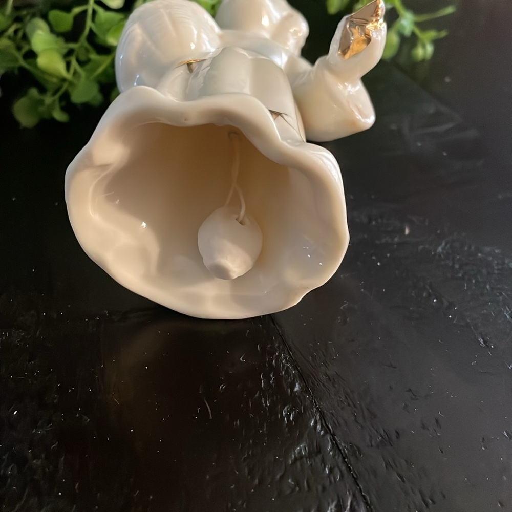 Angel - Picture 4 of 5